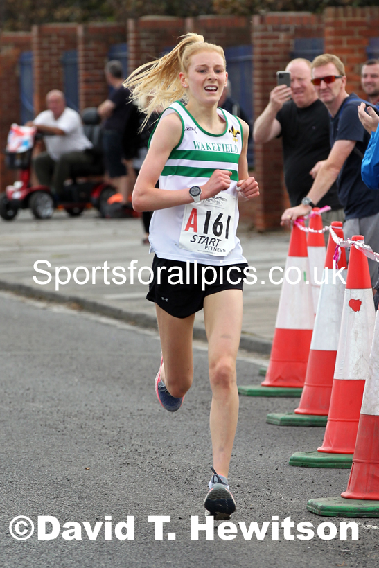 Womens under-17s 2021 Northern 6 and 4 Stage and Young Athletes Road Relays, Redcar. Photo: David T. Hewitson/Sports for All Pics